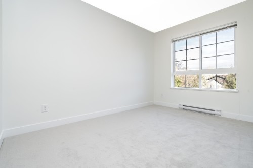 1-21867 50 Avenue, Langley, BC 