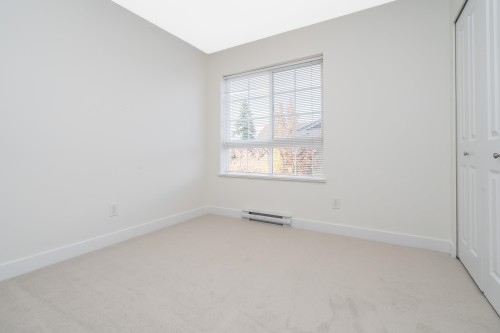 1-21867 50 Avenue, Langley, BC 