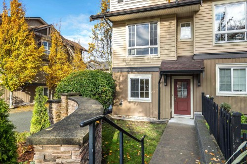 1-21867 50 Avenue, Langley, BC 