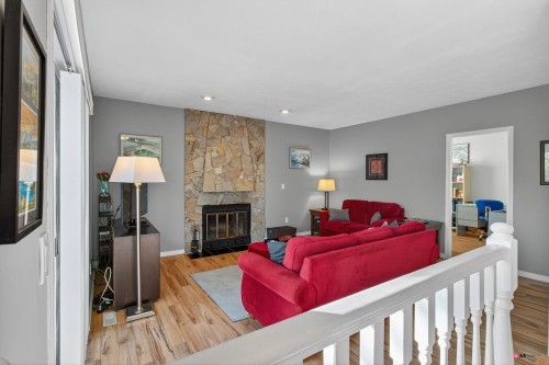 14082 17 Avenue, Surrey, BC 