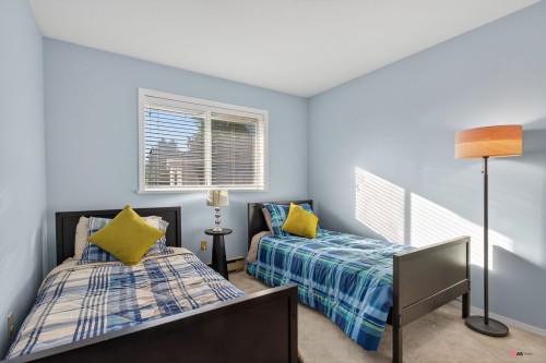 14082 17 Avenue, Surrey, BC 