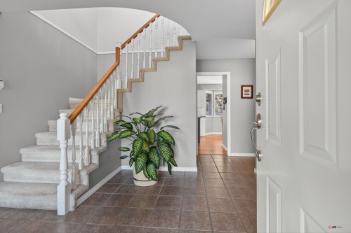 14082 17 Avenue, Surrey, BC 