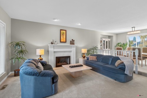 14082 17 Avenue, Surrey, BC 