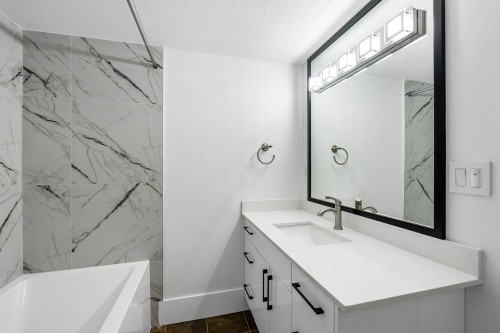 7051 196B Street, Langley, BC 