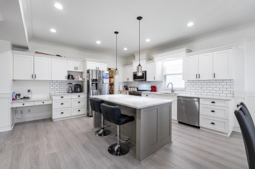 7051 196B Street, Langley, BC 