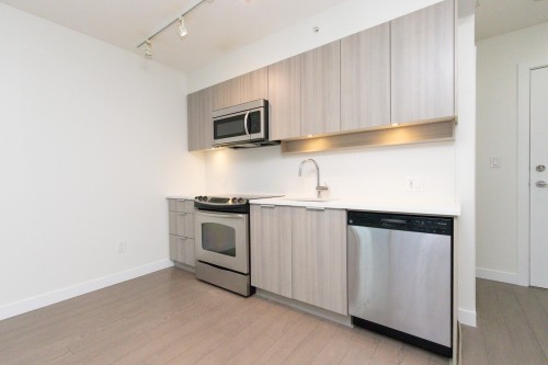 1402-13308 Central Avenue, Surrey, BC 