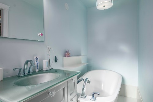 Upper-6454 109 Street, Delta, BC 