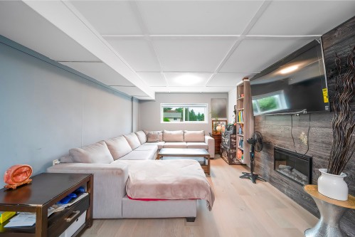 9476 Dawson Crescent, Delta, BC 