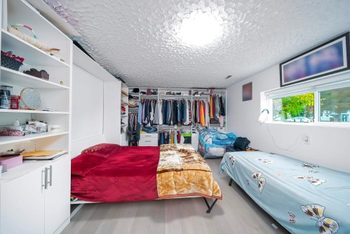 9476 Dawson Crescent, Delta, BC 