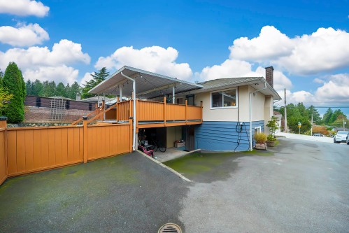 9476 Dawson Crescent, Delta, BC 