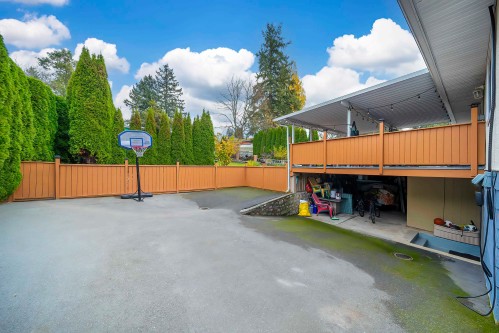 9476 Dawson Crescent, Delta, BC 