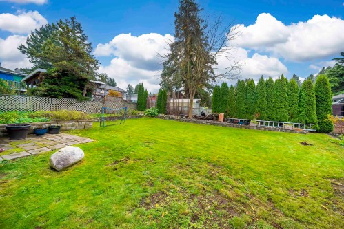 9476 Dawson Crescent, Delta, BC 