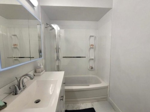 1-1040 Parker Street, White Rock, BC 