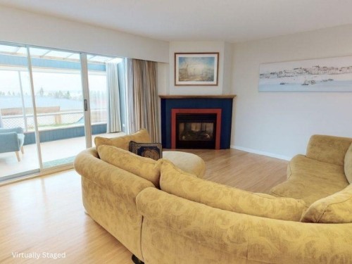 1-1040 Parker Street, White Rock, BC 