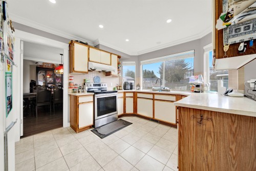 7478 123 Street, Surrey, BC 