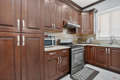 14921 90 Avenue, Surrey, BC 