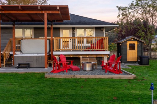 8575 240 Street, Langley, BC 