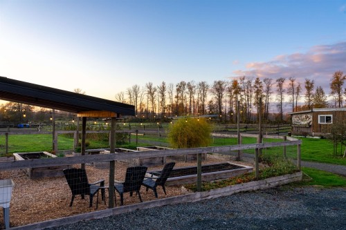 8575 240 Street, Langley, BC 