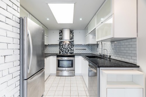 808-10082 148 Street, Surrey, BC 