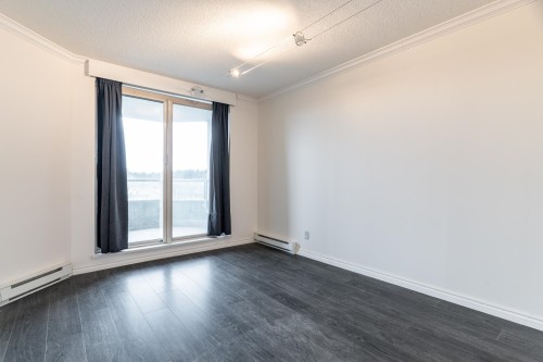 808-10082 148 Street, Surrey, BC 