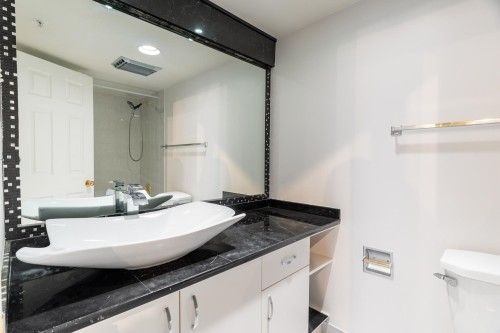 808-10082 148 Street, Surrey, BC 