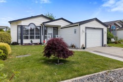 10-2345 Cranley Drive  Surrey, BC V4A 9G5