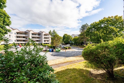 106-5224 204 Street, Langley, BC 