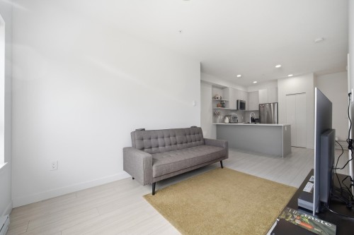 225-10777 138 Street, Surrey, BC 