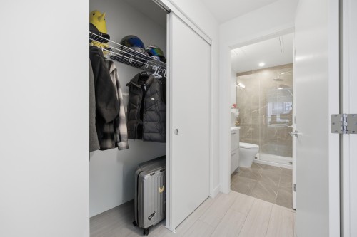 225-10777 138 Street, Surrey, BC 