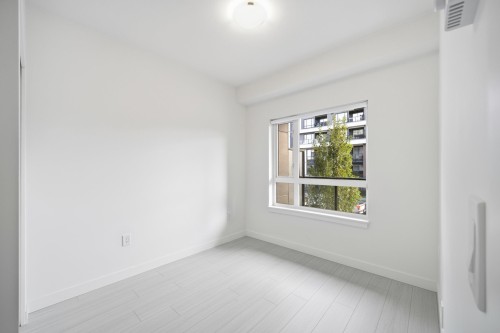 225-10777 138 Street, Surrey, BC 