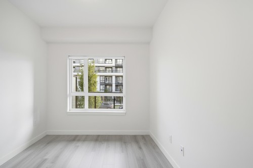 225-10777 138 Street, Surrey, BC 