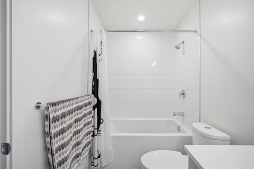 225-10777 138 Street, Surrey, BC 