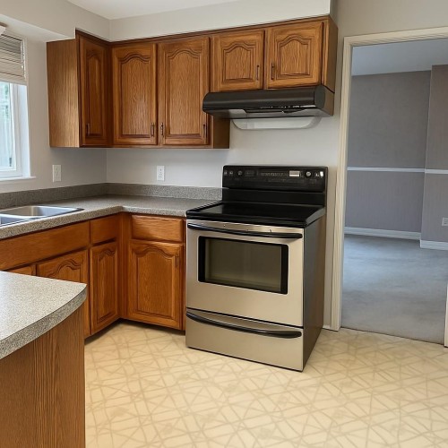 12472 79A Avenue, Surrey, BC 