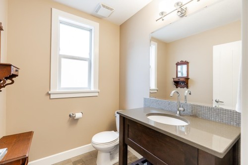 5127 223 Street, Langley, BC 