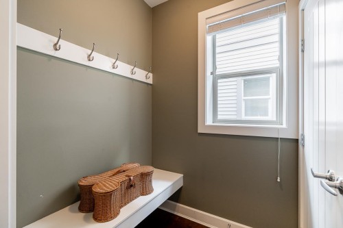 5127 223 Street, Langley, BC 