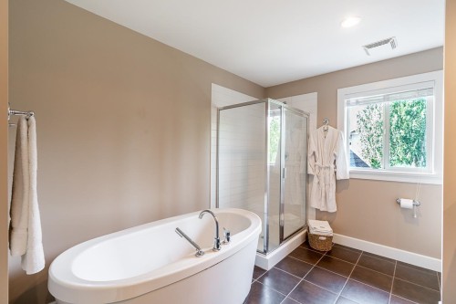 5127 223 Street, Langley, BC 