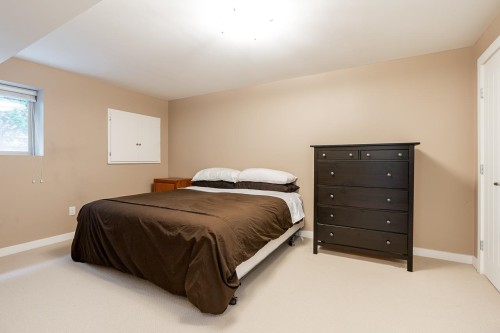 5127 223 Street, Langley, BC 