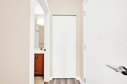 309-13789 107A Avenue, Surrey, BC 