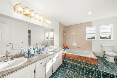 15104 85A Avenue, Surrey, BC 