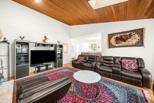 15104 85A Avenue, Surrey, BC 