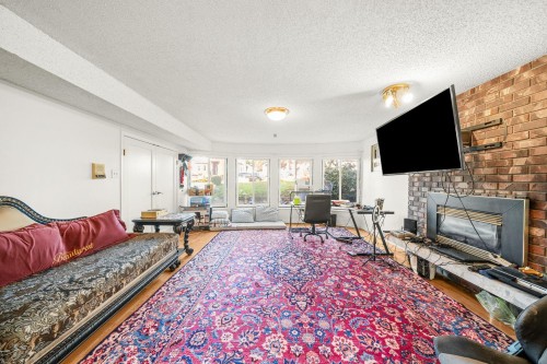 15104 85A Avenue, Surrey, BC 