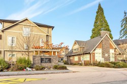 44-19913 70 Avenue  Langley, BC V2Y 0S9