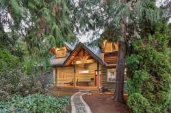 20694 39 Avenue  Langley, BC V3A 2V6