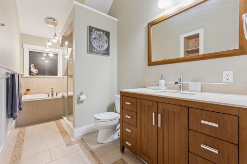 20694 39 Avenue, Langley, BC 