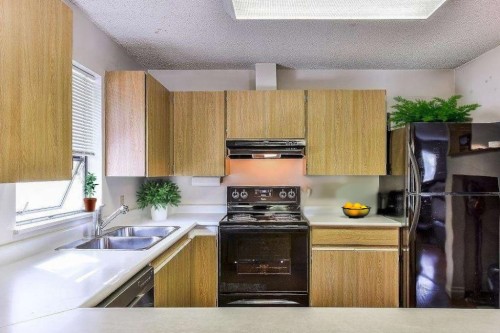 202-7131 133A Street, Surrey, BC 