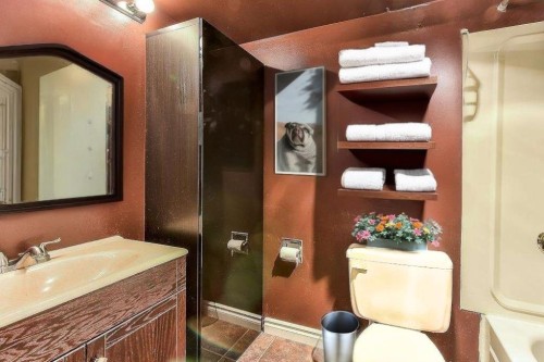 202-7131 133A Street, Surrey, BC 