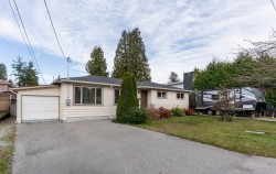 11735 74 Avenue  Delta, BC V4C 1E6