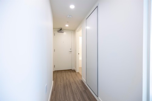 2302-13675 107A Ave, Surrey, BC 