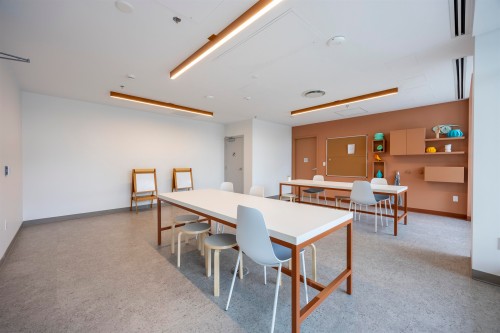 2302-13675 107A Ave, Surrey, BC 