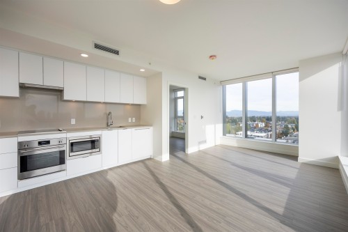 2302-13675 107A Ave, Surrey, BC 